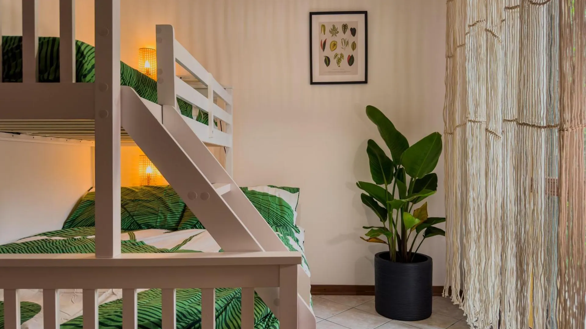Ivy'S Home رافيننا